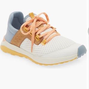 Brand new OluKai Wailuku Sneaker Women’s